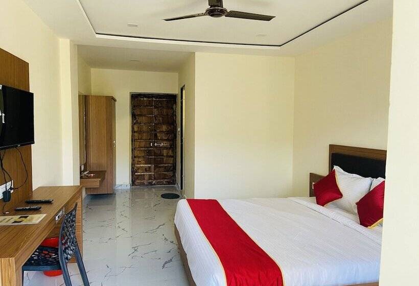 ホテル Pushkar Retreat Resort The Nature And Mountain View Resort ,pushkar