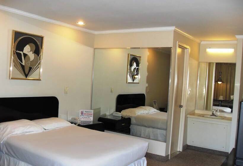 汽车旅馆 Commack Inn