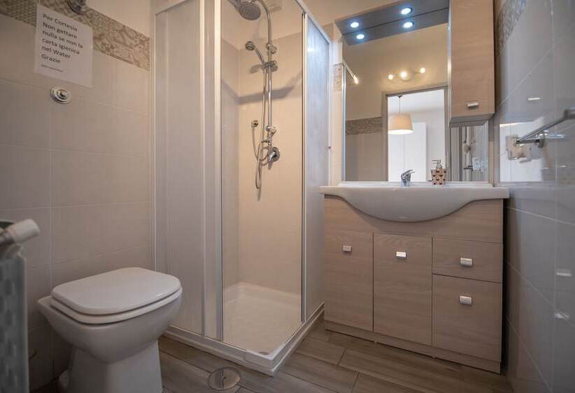 Qu4ttro I B&b A Casa Di Amici