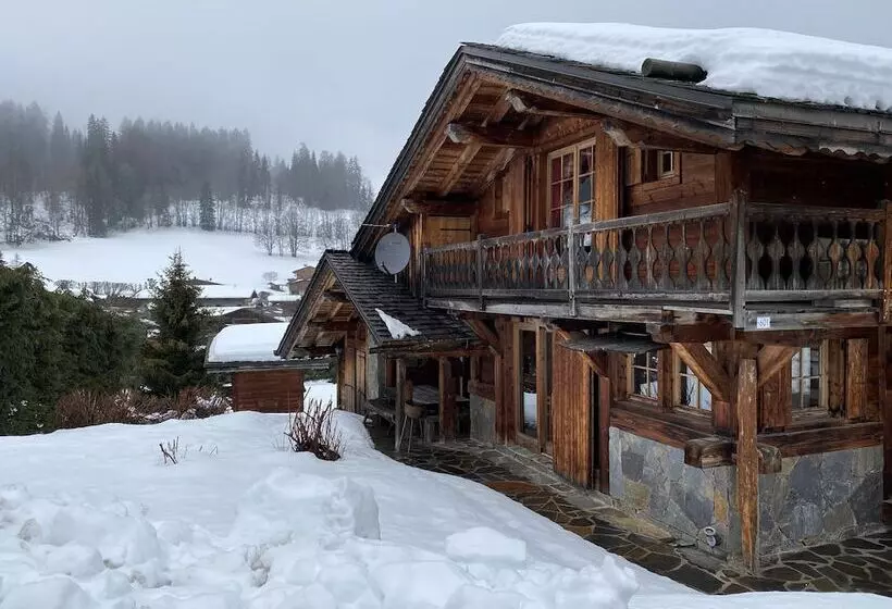 Aamiaismajoitus (B&B) Chalet De Mado