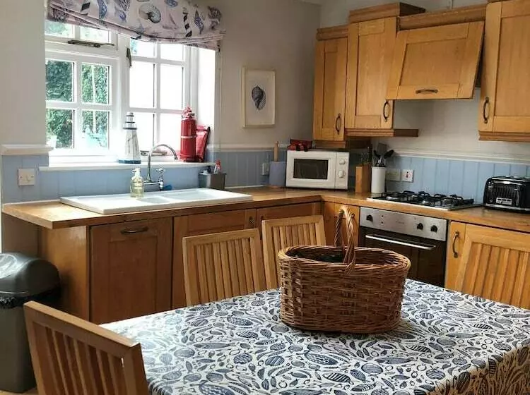 Captains Cottage