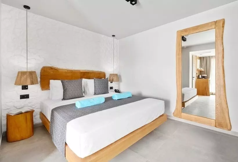 ホテル Emily S Luxury Suites