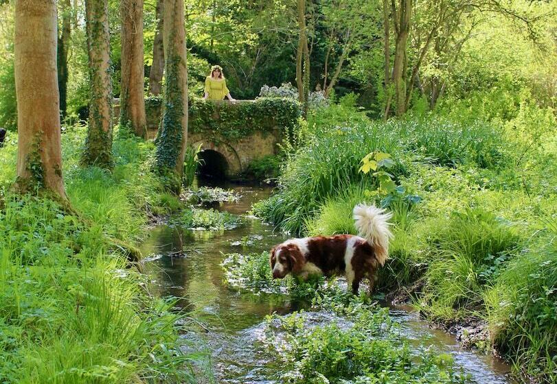 ホテル Garden Barn