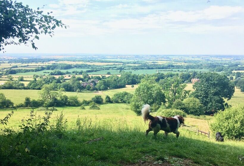 ホテル Garden Barn