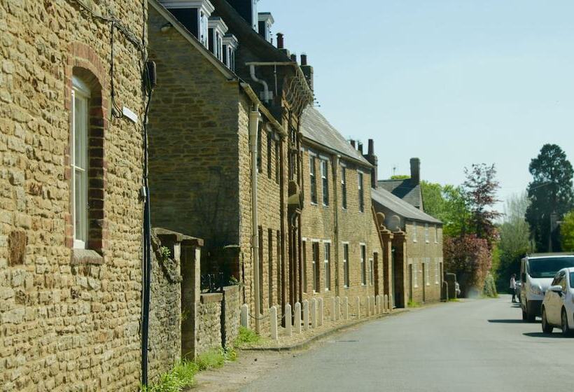 ホテル Garden Barn