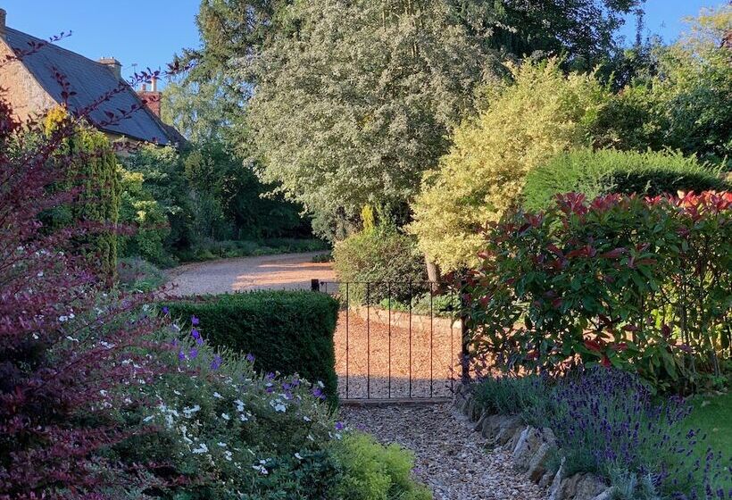 ホテル Garden Barn