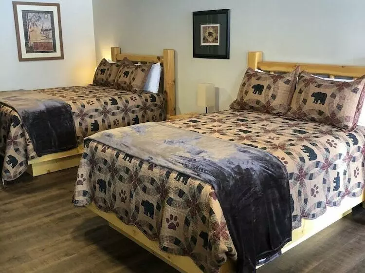 ホテル Island Park Lodge