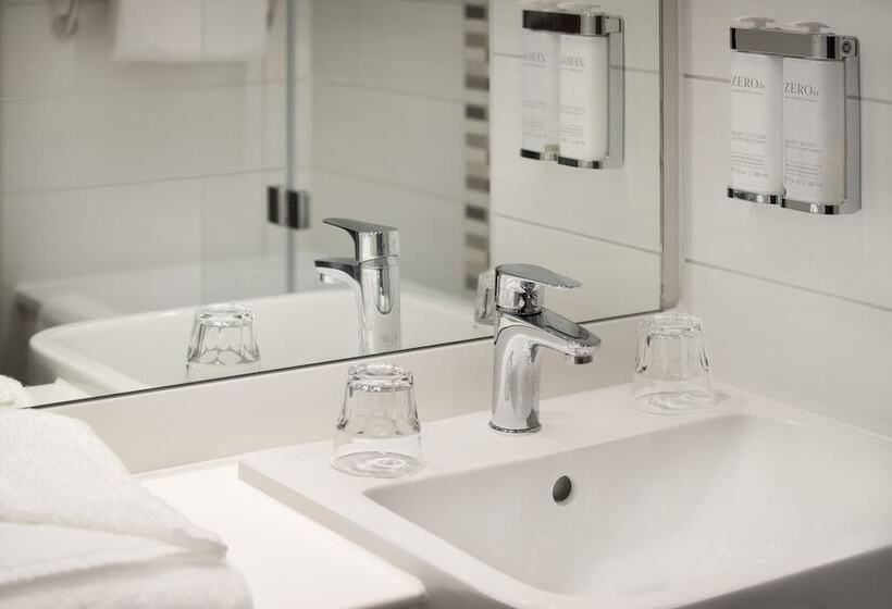 Leonardo Hotel Manchester Piccadilly