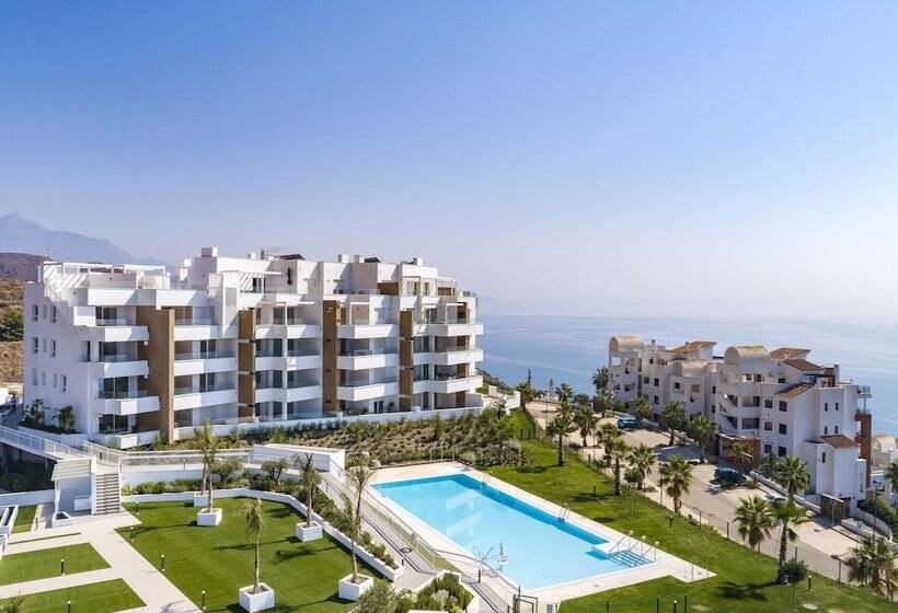 Отель Olée Torrox Costa Holiday Rentals by Fuerte Group