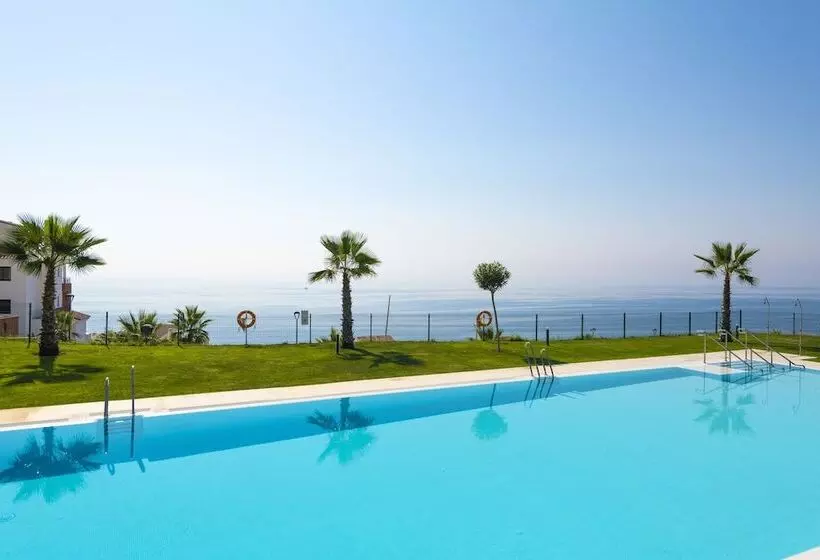 Hotelli Olée Torrox Costa Holiday Rentals by Fuerte Group