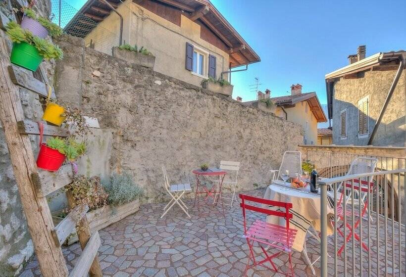 بنسيون Appartamenti La Corte   Blu