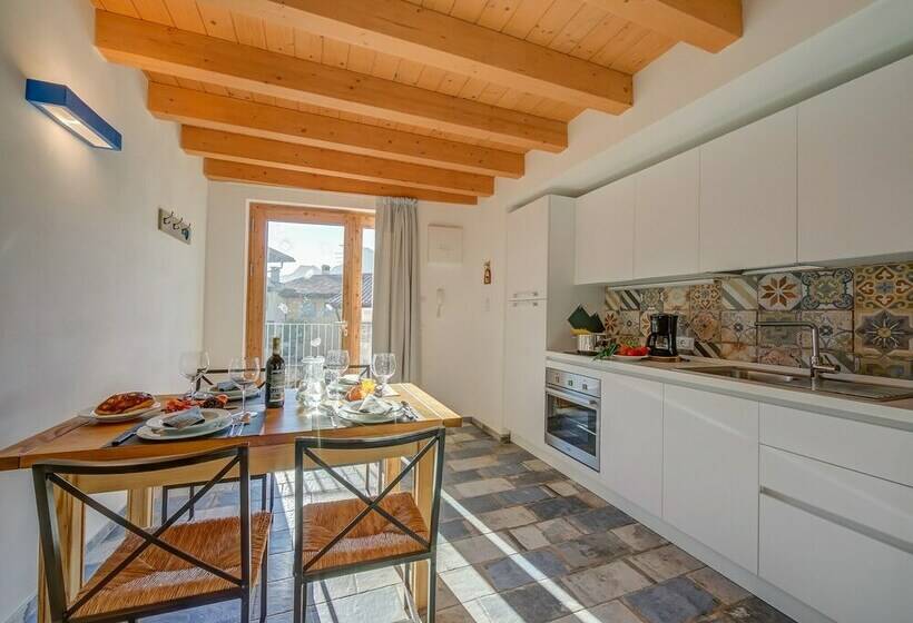 بنسيون Appartamenti La Corte   Blu