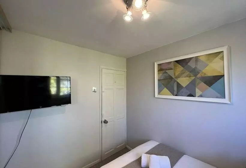 Majatalo Lancaster Close Serviced Accommodation