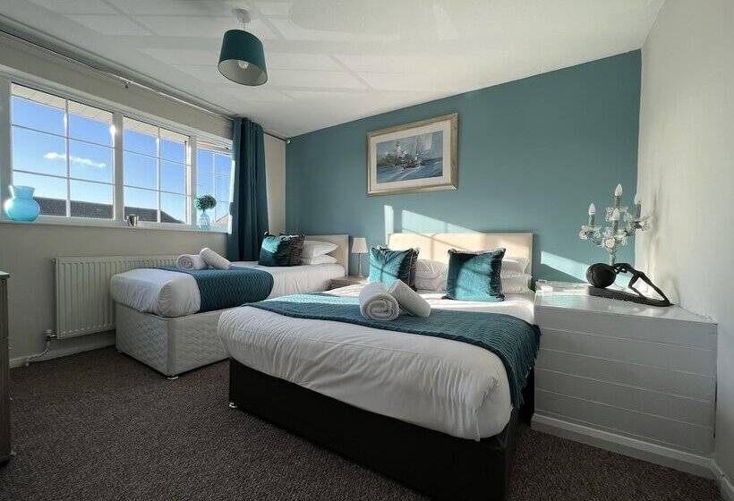 פנסיון Lancaster Close Serviced Accommodation