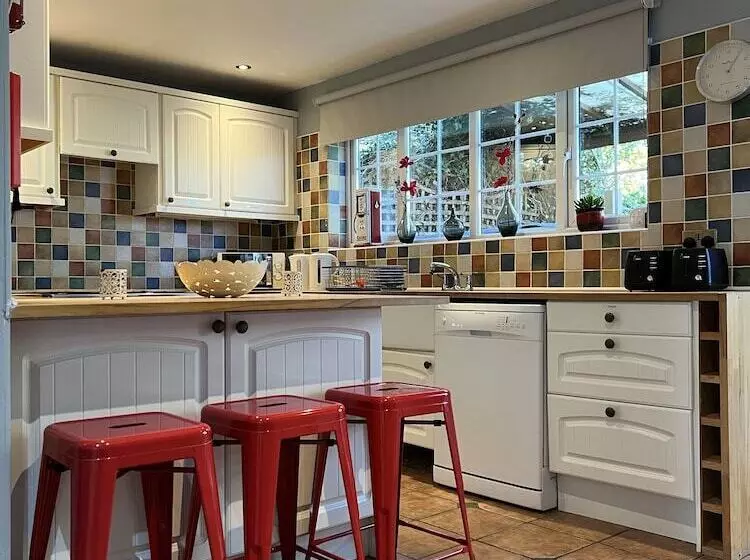 Majatalo Lancaster Close Serviced Accommodation