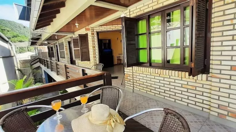 ホテル Agua Marinha De Bombas   Bombinhas