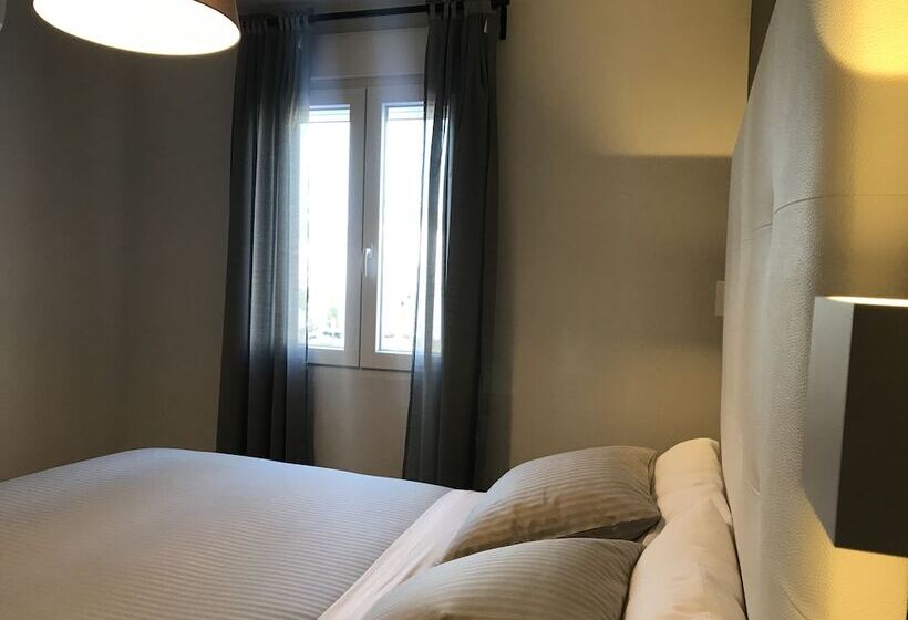 بنسيون Apartamentos Ciudad De Ronda