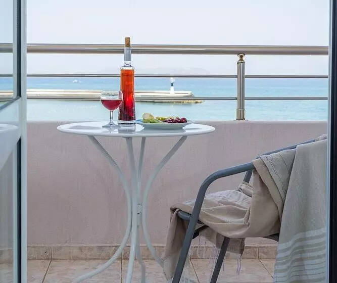 Sole Mare Seaside Apts
