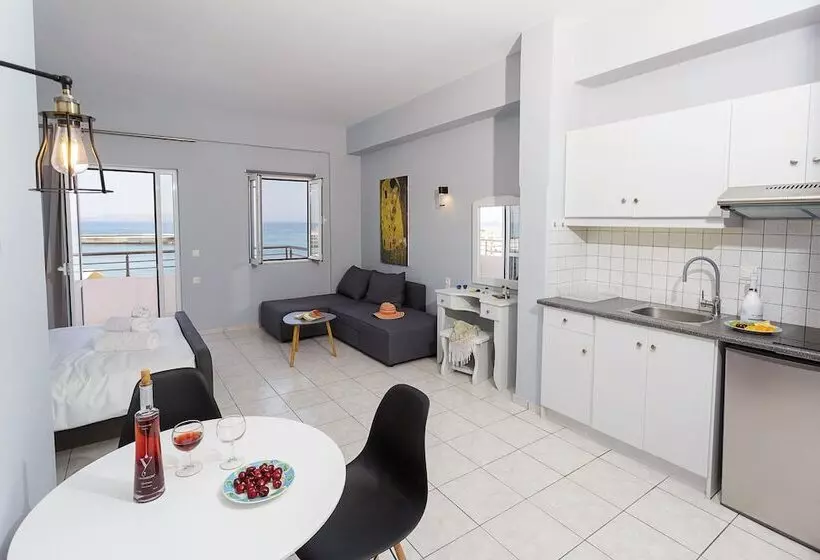 Sole Mare Seaside Apts