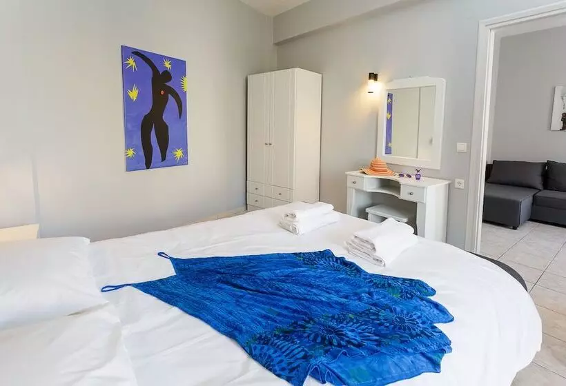 Sole Mare Seaside Apts