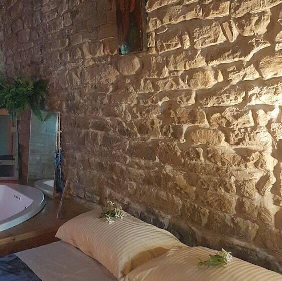 Room In B&b   #fortcozzo_2021 #jacuzzisuite #sauna