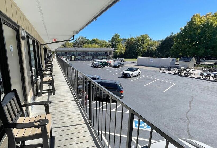 汽车旅馆 Travelodge By Wyndham Pigeon Forge Dollywood Lane