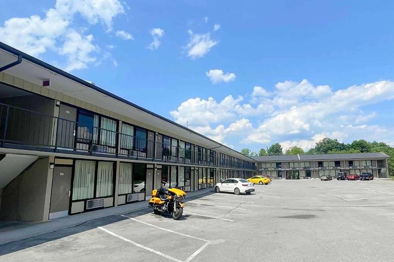 汽车旅馆 Travelodge By Wyndham Pigeon Forge Dollywood Lane