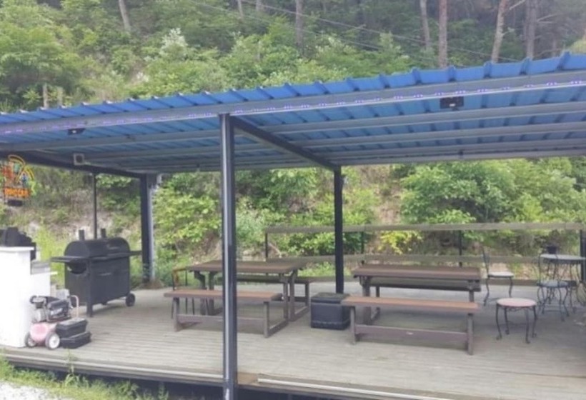 ペンション Andong Lux Glamping And Farm