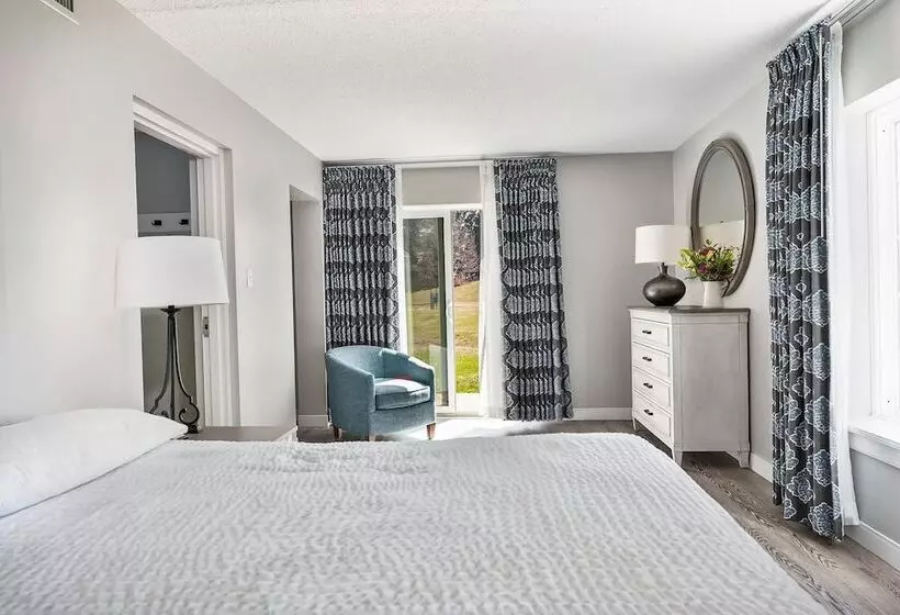 Majatalo First Floor Bay View Deluxe Suite