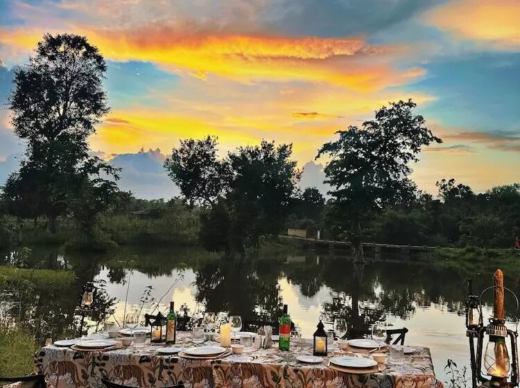 Lomakeskus Bandhavgarh Meadows