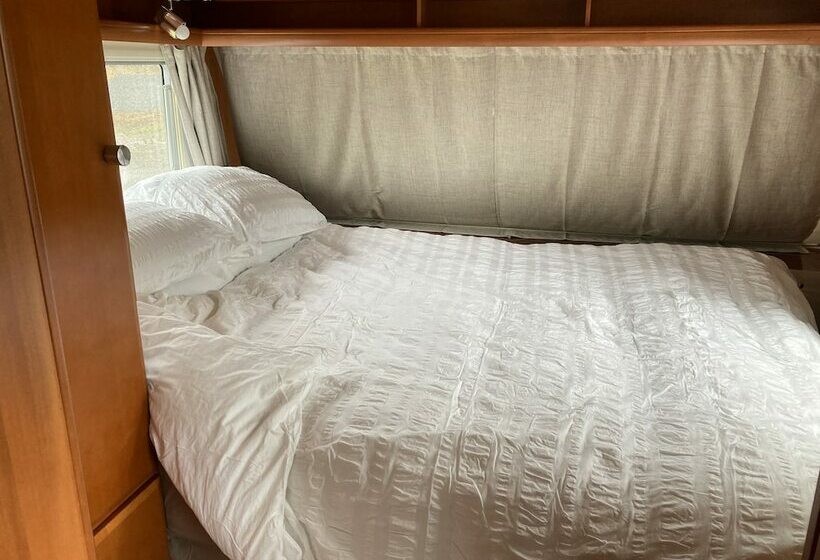 Inviting 5 Beth Caravan In Corwen North Wales