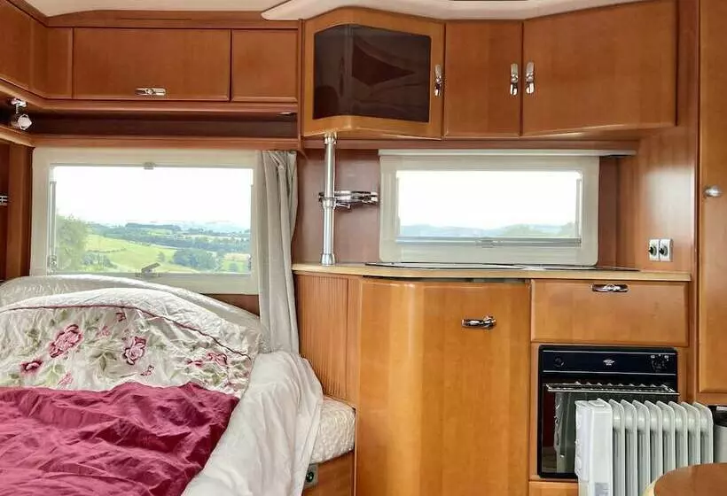 Inviting 5 Beth Caravan In Corwen North Wales