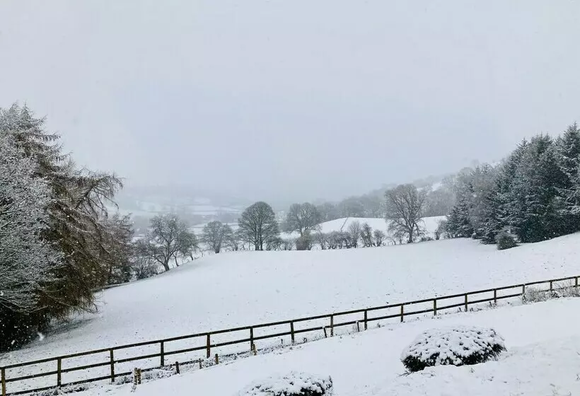 Inviting 5 Beth Caravan In Corwen North Wales