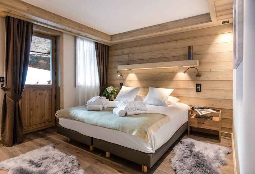 Manali Lodge  By Alpine Resorts