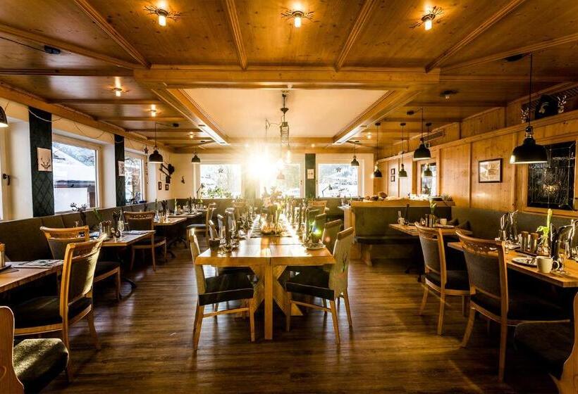 Alpenhotel Tyrol   Konzepthotel   Adults Only