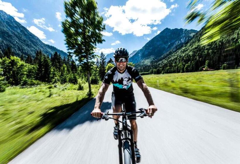 Alpenhotel Tyrol   Konzepthotel   Adults Only