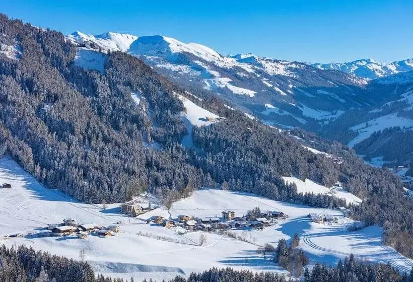 Apparthotel Talhof, Restaurant, Pool Und Spa