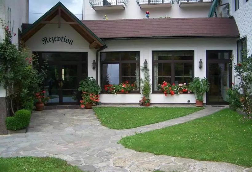تختخواب و صبحانه Alpenpension Birkenhof