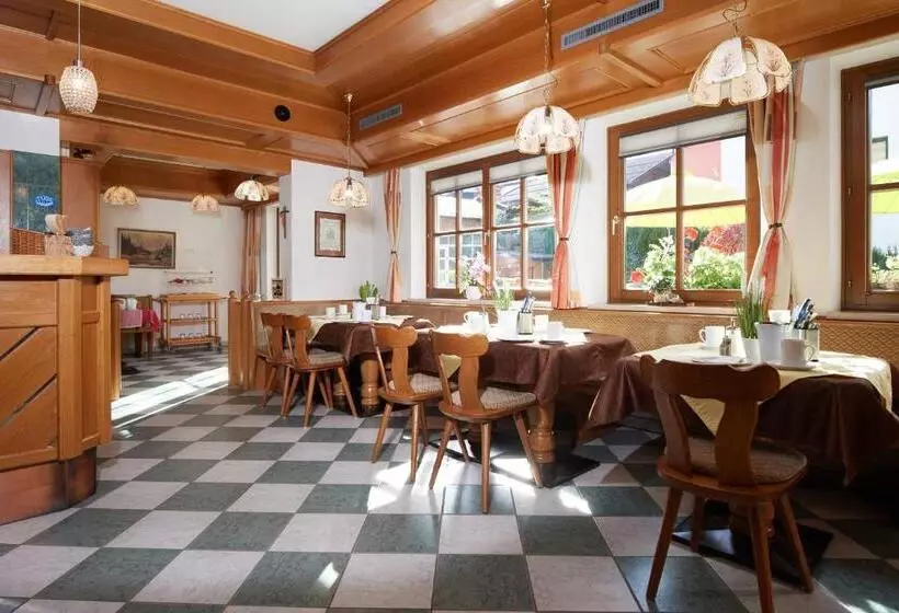 ベッドアンドブレックファースト Frühstückspension Anja