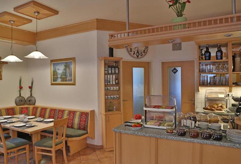 צימר Pension Posauner