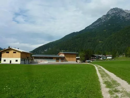 Bauernhof Appartement Zenzi Wurzenrainer