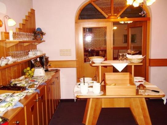 ベッドアンドブレックファースト Dorfpension Monika