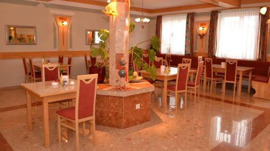 ベッドアンドブレックファースト Dorfpension Monika