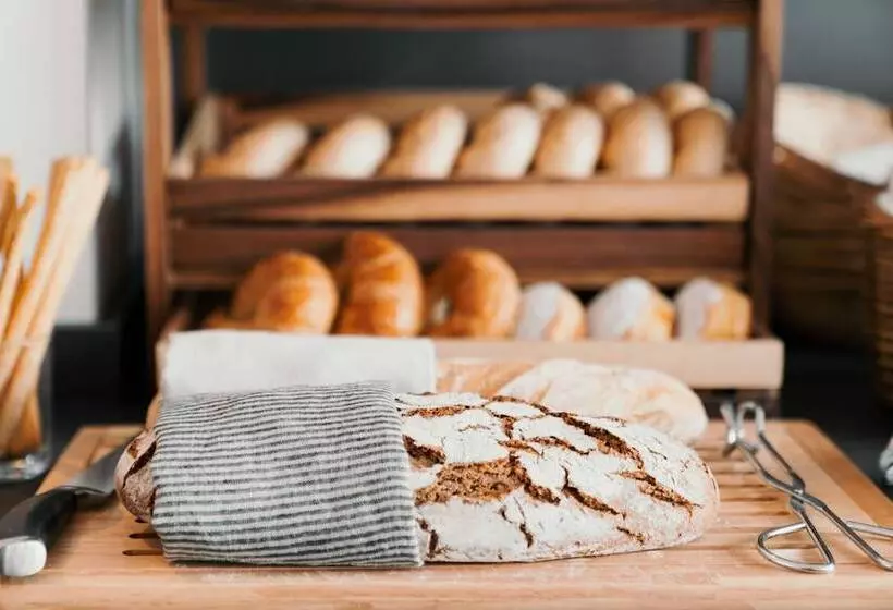 בית מלון כפרי Esplanade