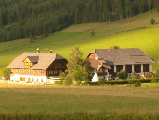 فندق Gut Neusess