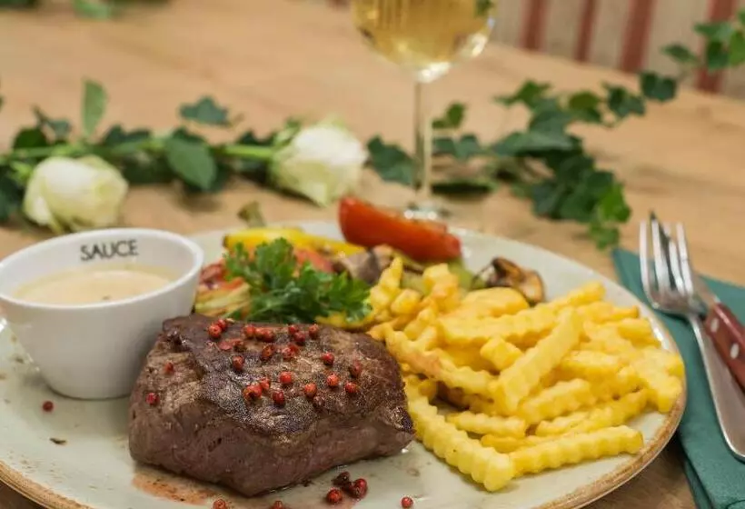 ホテル Leonfeldner Hof