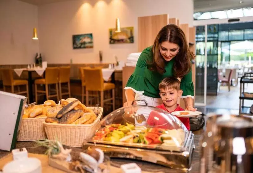 Отель Sole Felsen Bad