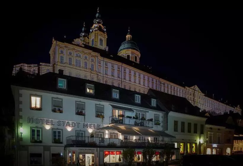 هتل Stadt Melk
