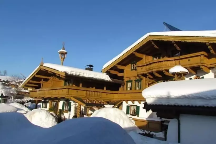 Пансион Gästehaus Auer