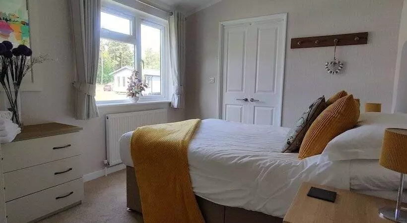 Hotelli Hollicarrs Long Lane Lodge